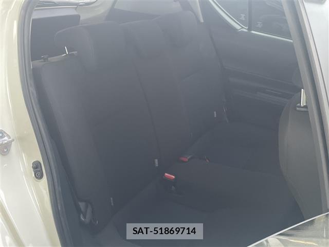 Toyota AQUA 2017 8705818-8