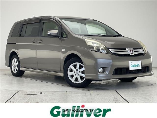 Toyota ISIS 2013 8947901-0