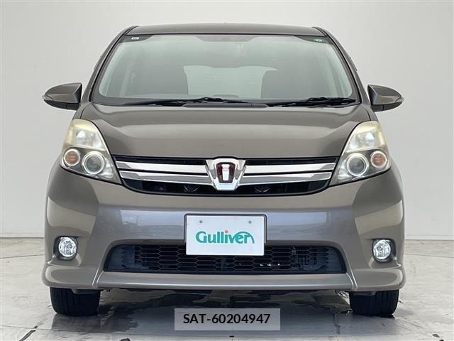 Toyota ISIS 2013 8947901-22