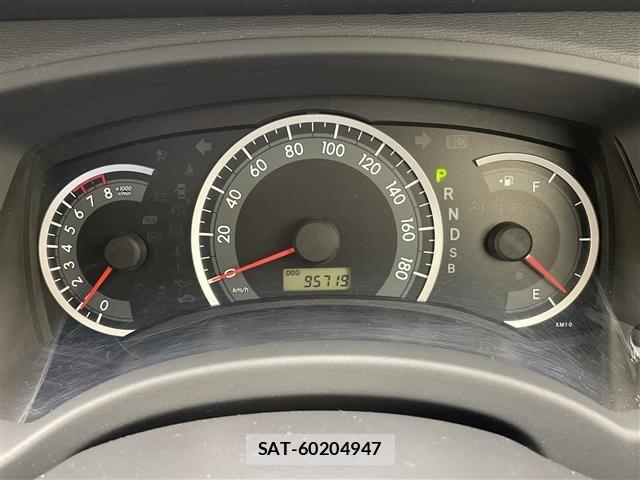 Toyota ISIS 2013 8947901-7