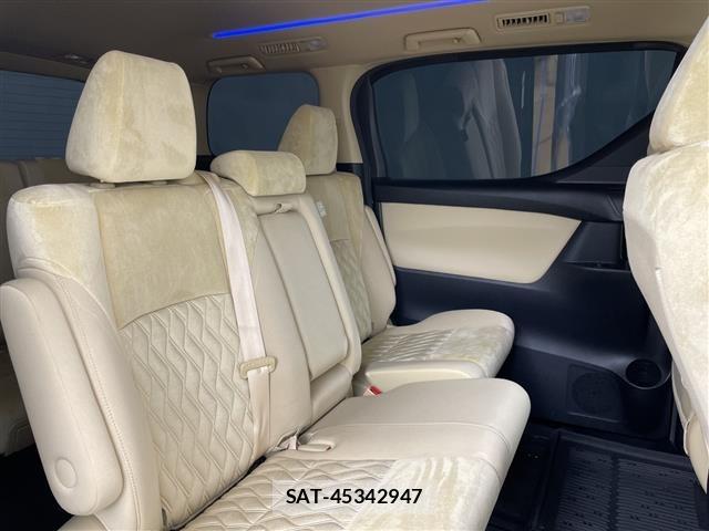 Toyota VELLFIRE 2019 8674394-6