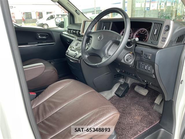 Nissan ELGRAND 2009 8689729-22