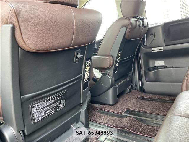 Nissan ELGRAND 2009 8689729-6