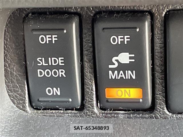Nissan ELGRAND 2009 8689729-7