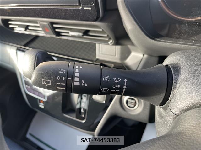 Nissan ROOX 2021 8903472-6