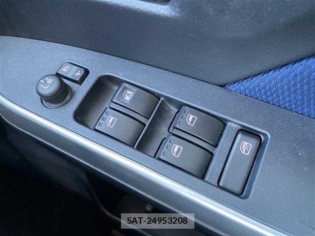 Toyota ROOMY 2017 8692482-10