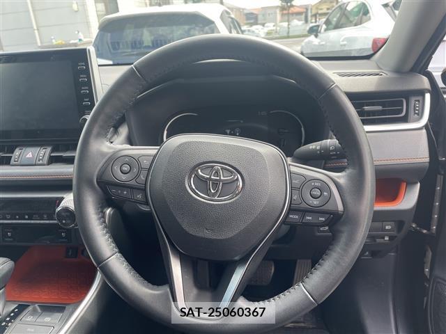 Toyota RAV4 2022 8709468-10