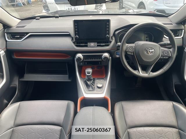 Toyota RAV4 2022 8709468-5
