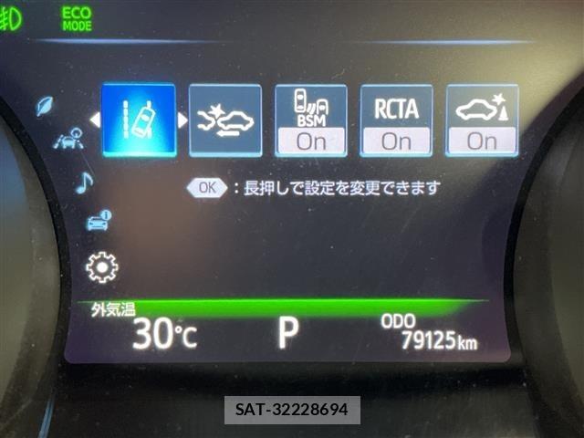 Toyota CAMRY 2017 8885495-19