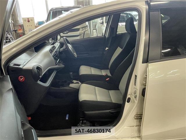 Toyota AQUA 2013 8705819-22
