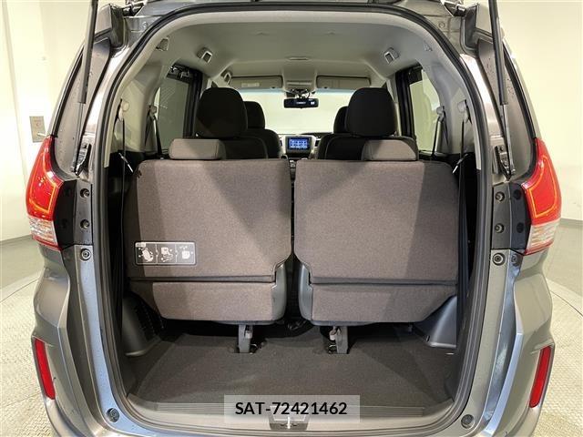 Honda FREED 2023 8952335-12