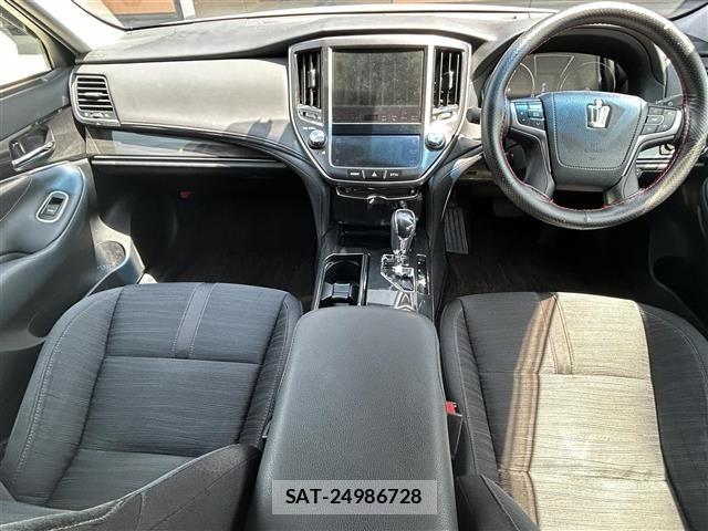 Toyota CROWN 2013 8680584-2