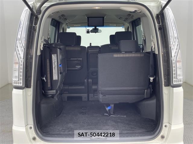 Nissan SERENA 2015 8927881-10