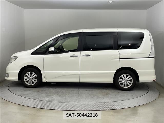 Nissan SERENA 2015 8927881-19