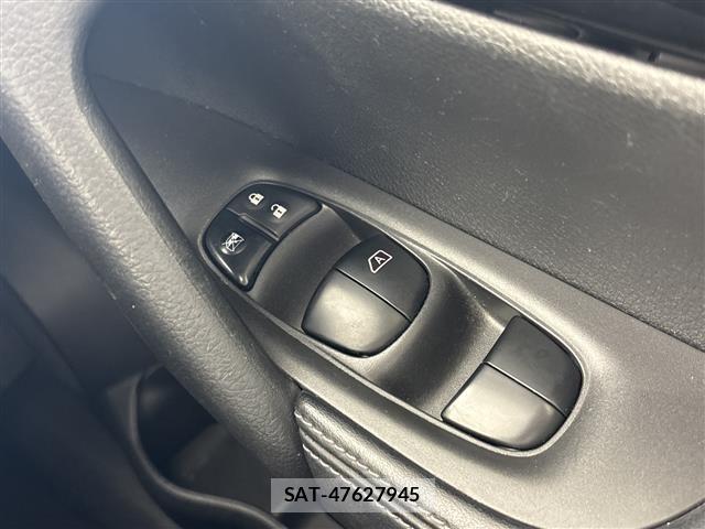 Nissan X-TRAIL 2018 8929797-11