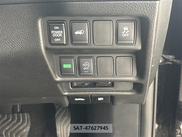 Nissan X-TRAIL 2018 8929797-9