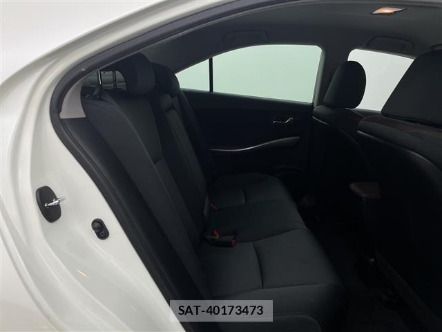 Toyota SAI 2013 8680736-22