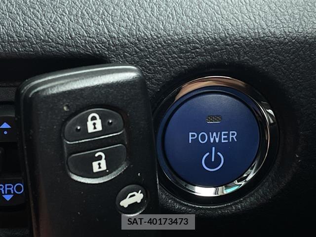 Toyota SAI 2013 8680736-8