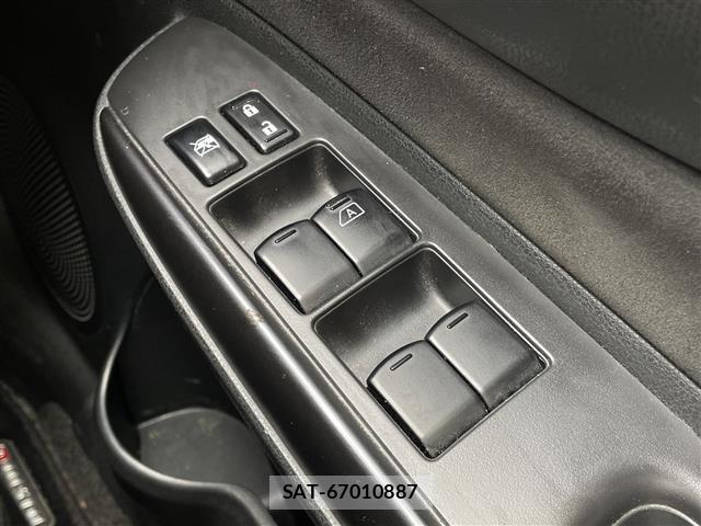 Nissan NOTE 2017 8913205-5