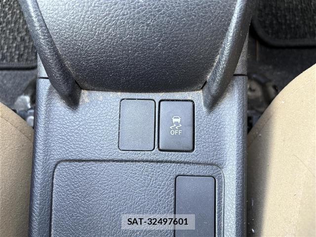 Toyota COROLLA AXIO 2014 8953759-9