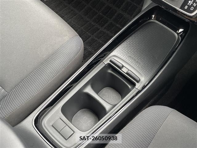 Toyota AQUA 2023 8948915-10
