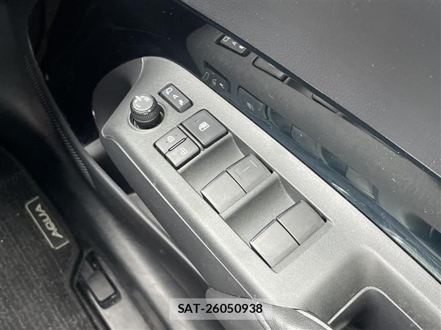 Toyota AQUA 2023 8948915-20
