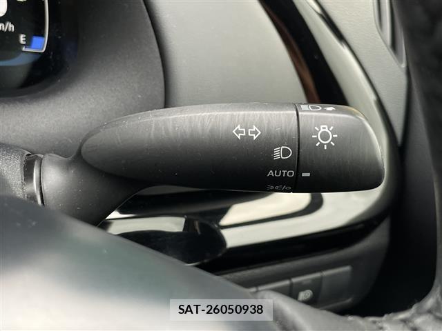 Toyota AQUA 2023 8948915-8