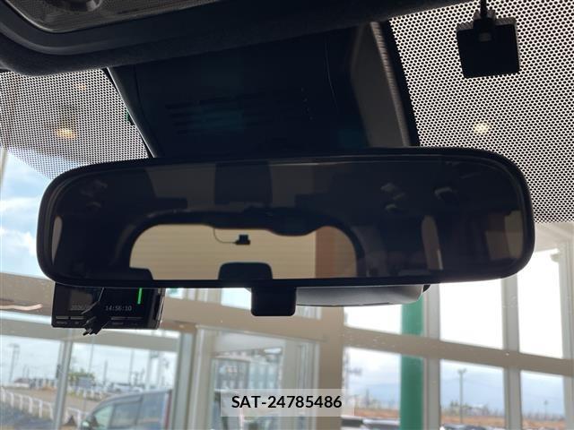 Toyota NOAH 2017 8683588-12
