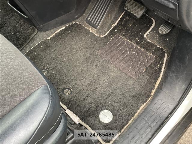 Toyota NOAH 2017 8683588-14