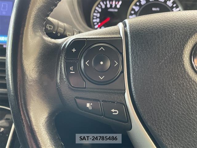 Toyota NOAH 2017 8683588-8