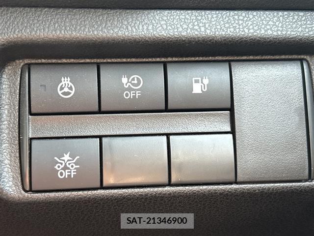Nissan LEAF 2021 8693216-1