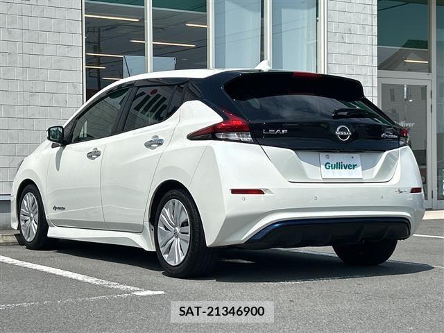 Nissan LEAF 2021 8693216-13