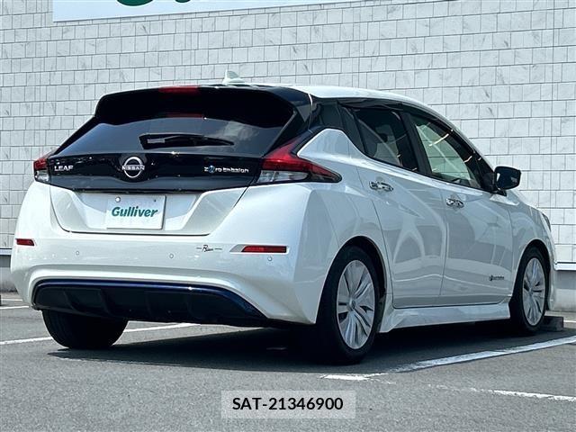 Nissan LEAF 2021 8693216-2