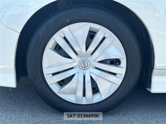 Nissan LEAF 2021 8693216-20