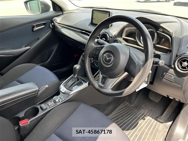 Mazda DEMIO 2016 8689420-22