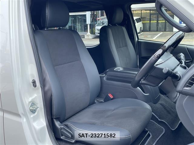 Toyota HIACE VAN 2020 8698131-22