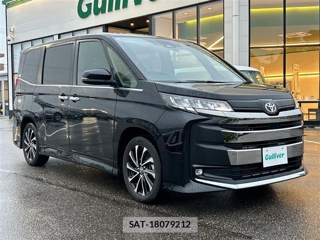 Toyota NOAH 2022 8683589-0