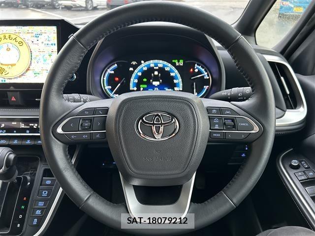Toyota NOAH 2022 8683589-1