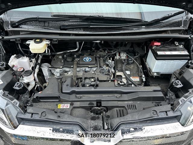 Toyota NOAH 2022 8683589-14