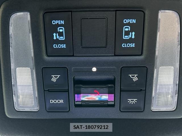Toyota NOAH 2022 8683589-19