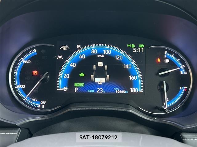Toyota NOAH 2022 8683589-3