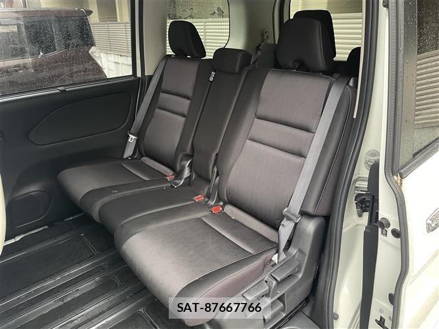 Nissan SERENA 2017 8927921-12