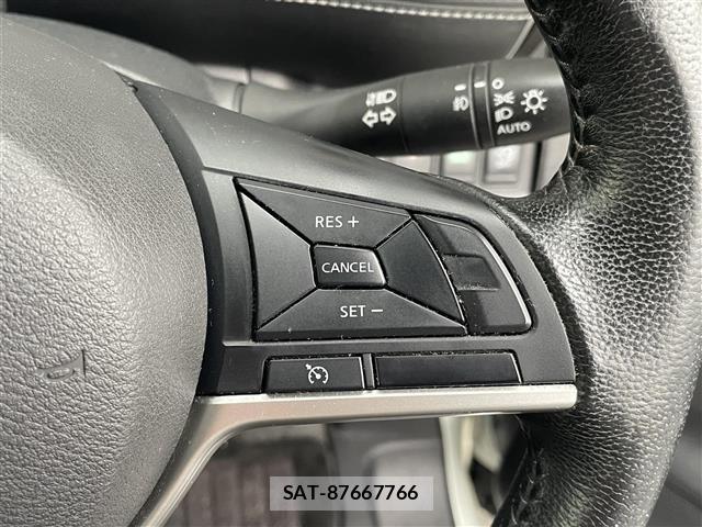 Nissan SERENA 2017 8927921-5