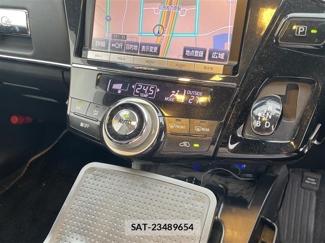 Toyota PRIUS 2015 8710289-16