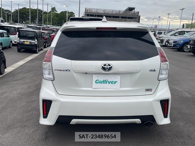 Toyota PRIUS 2015 8710289-19