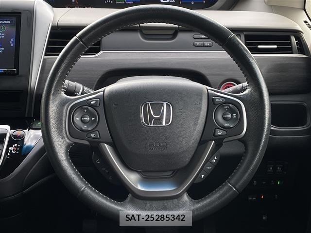 Honda FREED 2022 8684699-1