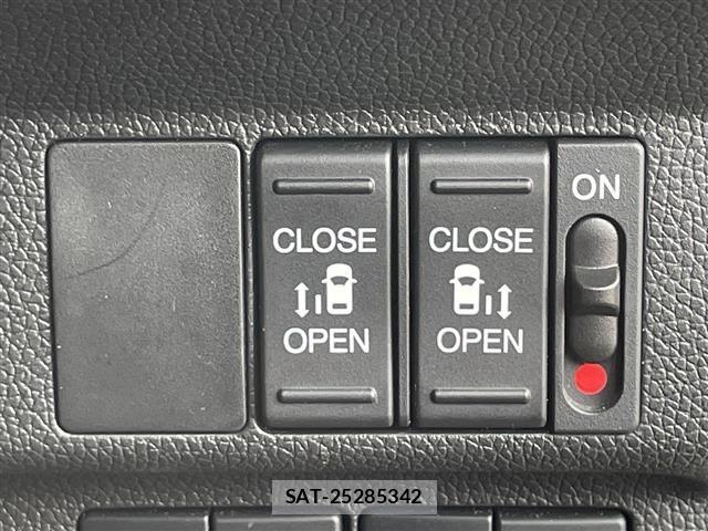Honda FREED 2022 8684699-10