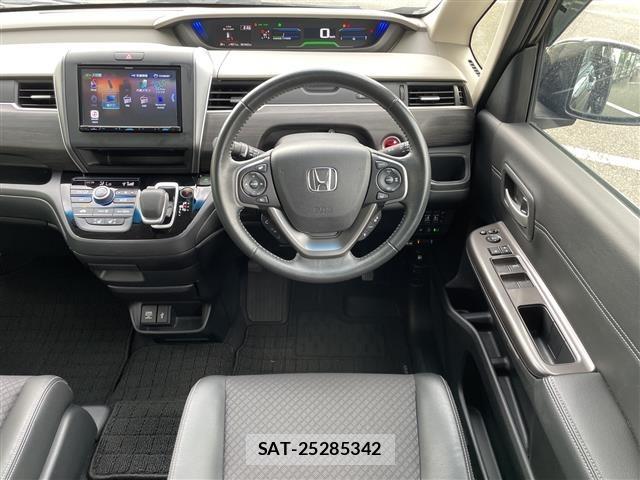 Honda FREED 2022 8684699-21