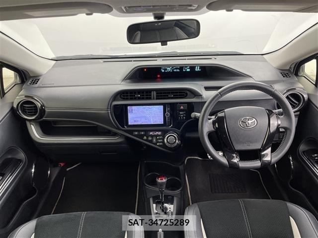 Toyota AQUA 2014 8705820-14
