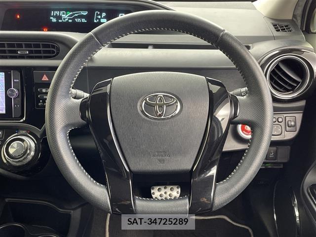 Toyota AQUA 2014 8705820-17